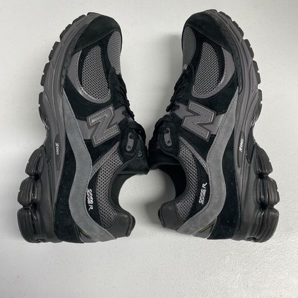 New Balance 2002R Black Magnet M2002RBL Size 10.5 Mesh Runner Low Top Workout main image 3
